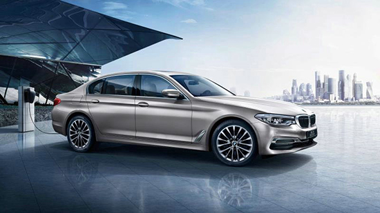 08.BMW 5系插电式混合动力里程升级版